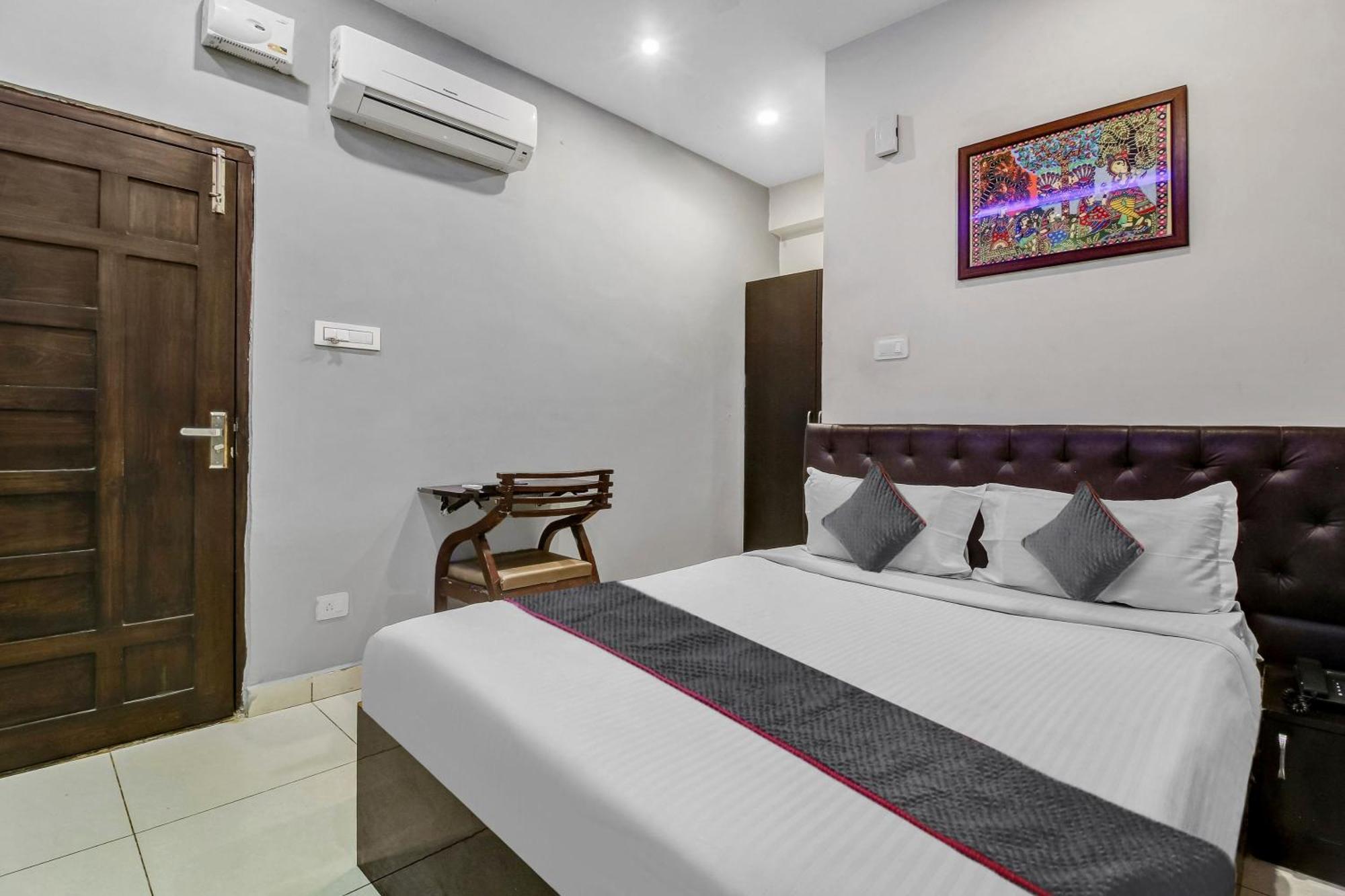Collection O Galaxy Suites Haidarábád Kültér fotó