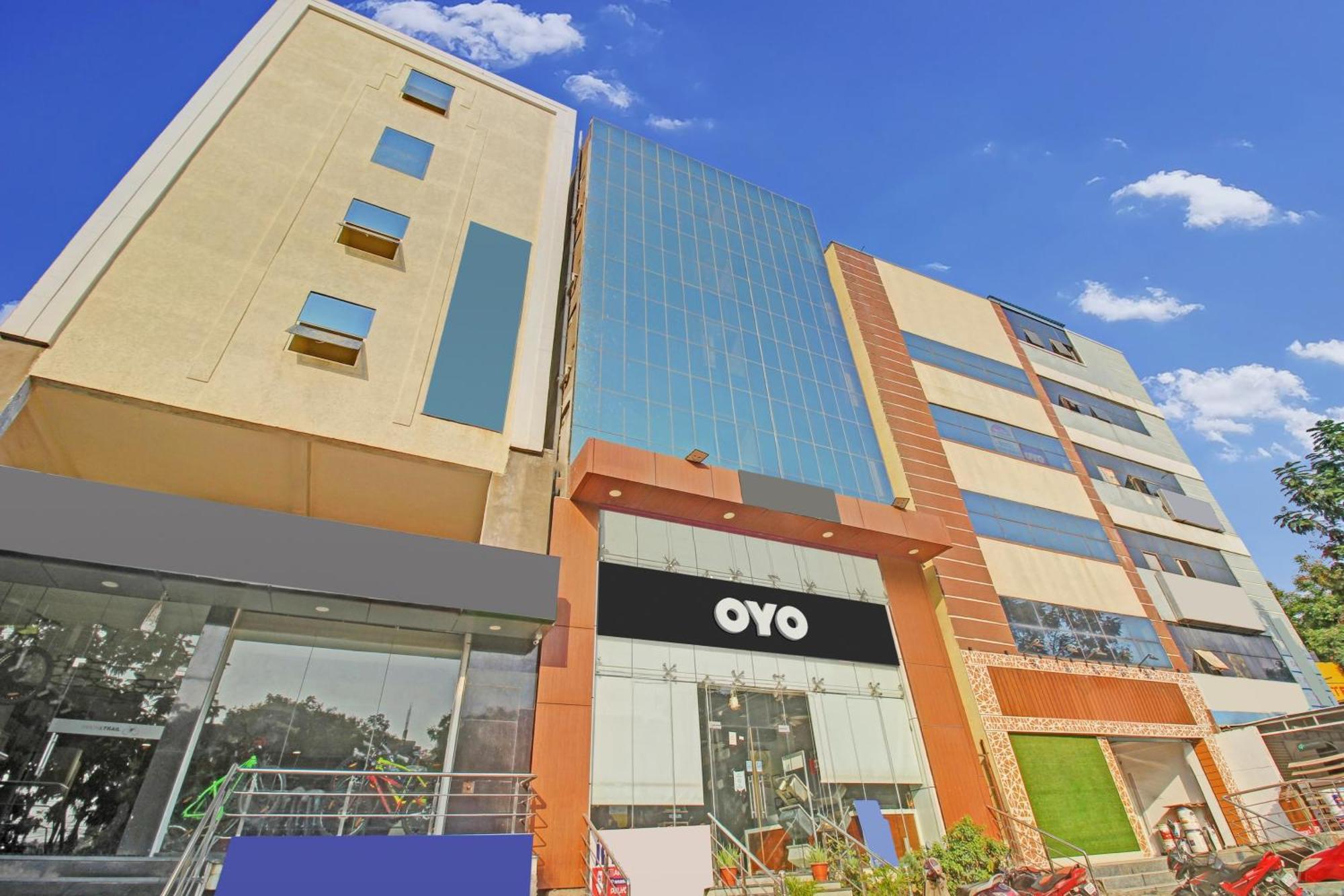Collection O Galaxy Suites Haidarábád Kültér fotó